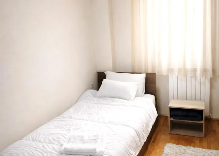 Apartament 2 Bedroom Near Clinical Center & Diamond Mall *